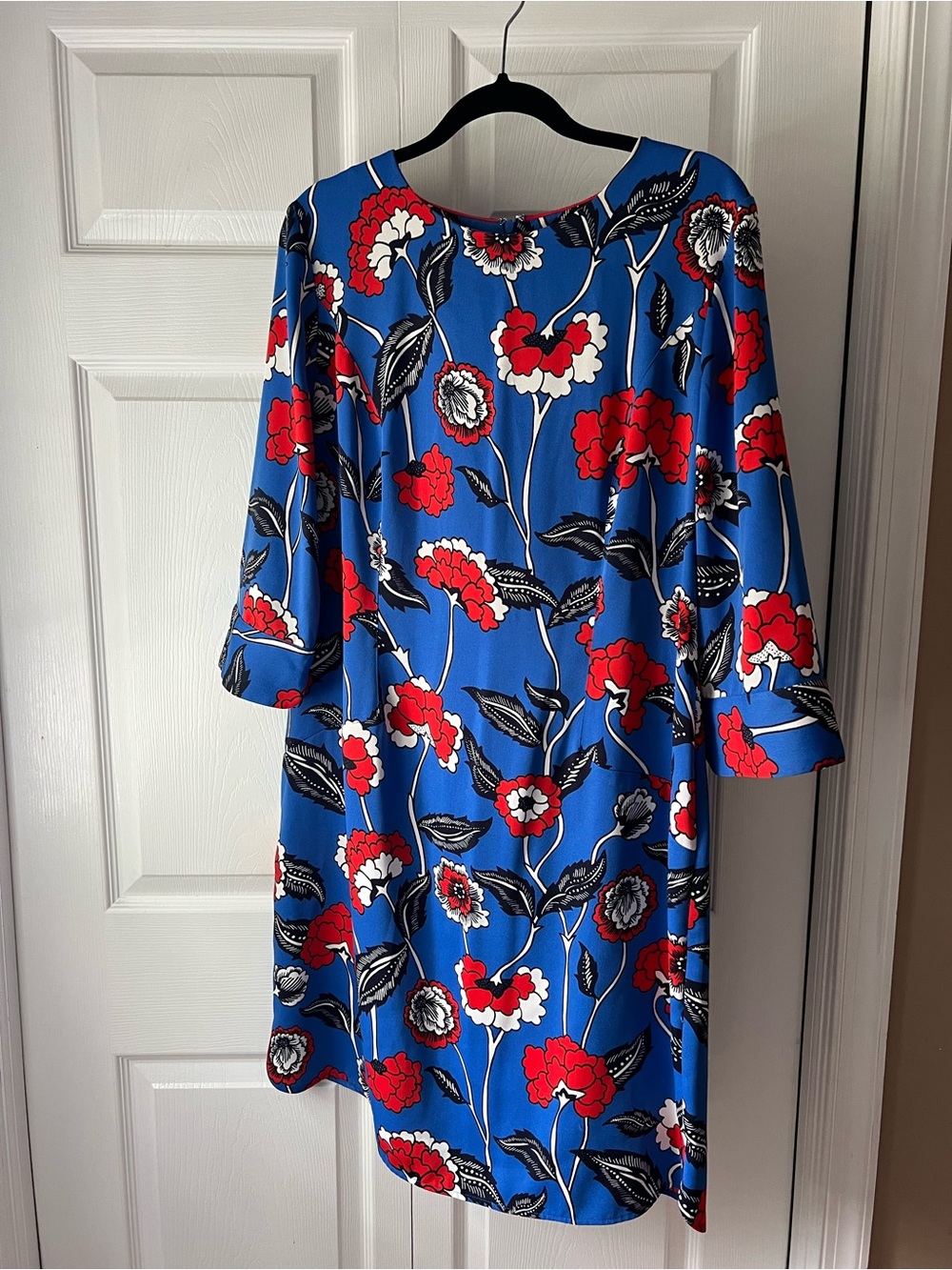 Boden Blue Long-Sleeve Floral Shift Dress with Red & White Blooms